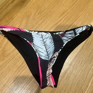 maaji bikini bottoms